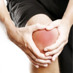 man-with-overuse-injury-knee-pain